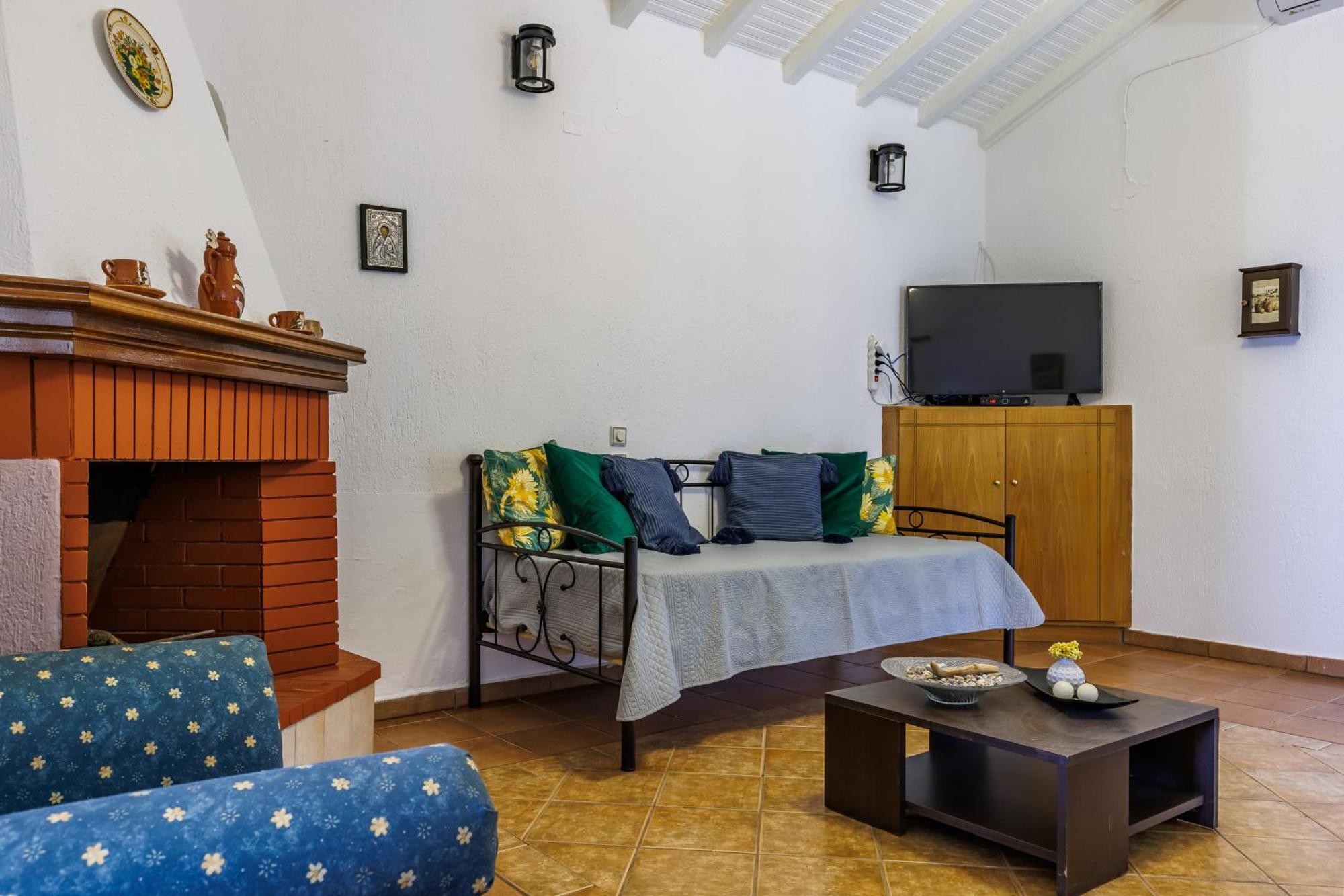 Nerissa Cottage - Skopelos Glossa Atheato 外观 照片