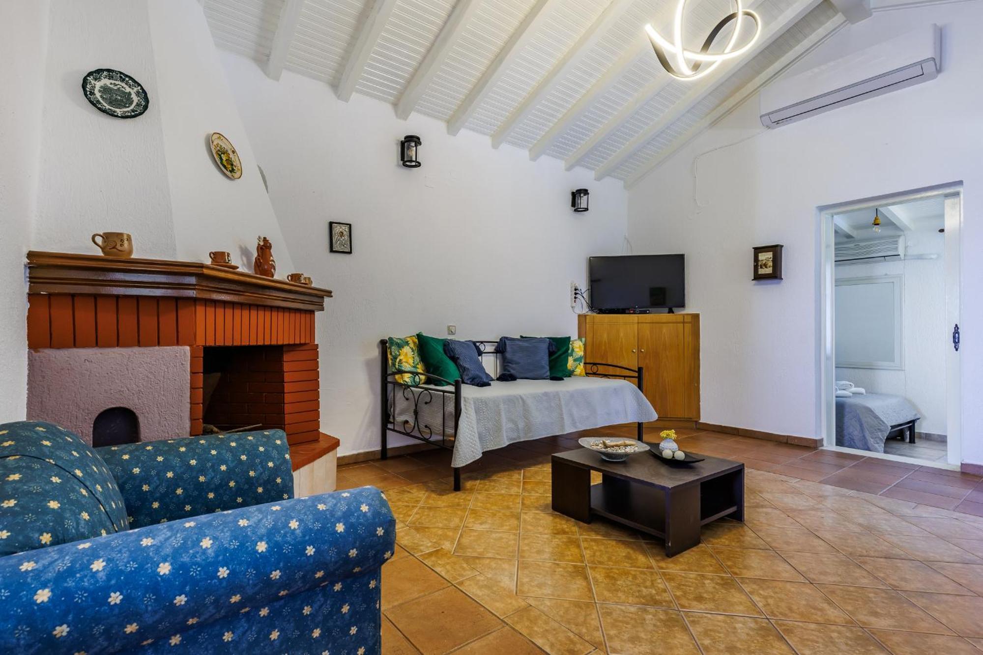 Nerissa Cottage - Skopelos Glossa Atheato 外观 照片