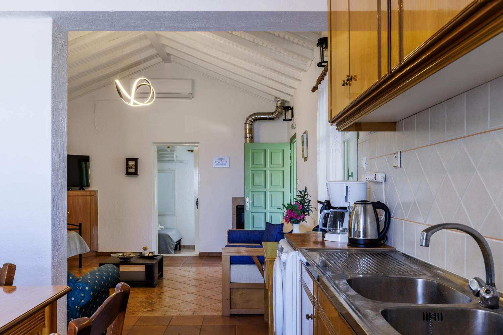 Nerissa Cottage - Skopelos Glossa Atheato 外观 照片
